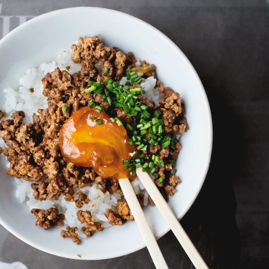 Spicy cured yolk rice bowl