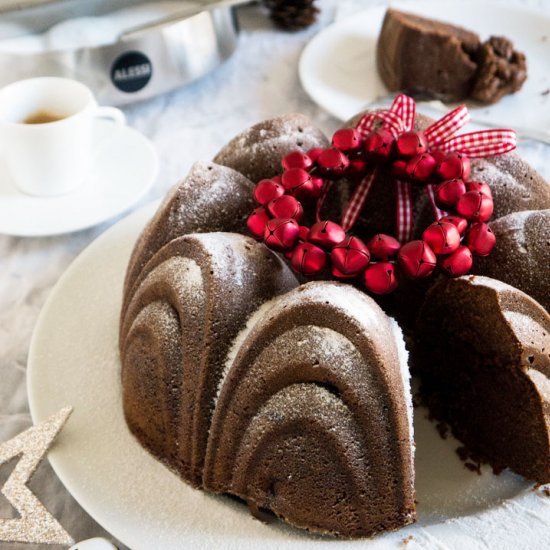 German Mulled Wine Cake