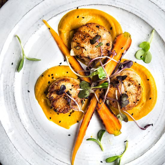 Vadouvan Carrot Puree with Scallops