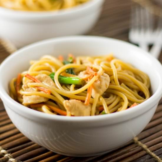 Easy Chicken Lo Mein