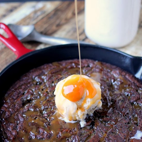 Salted Caramel Skillet Brownies