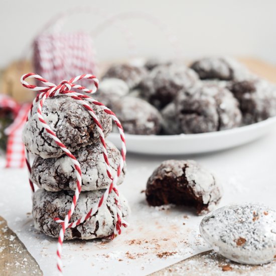 Chocolate Crinkle Cookies