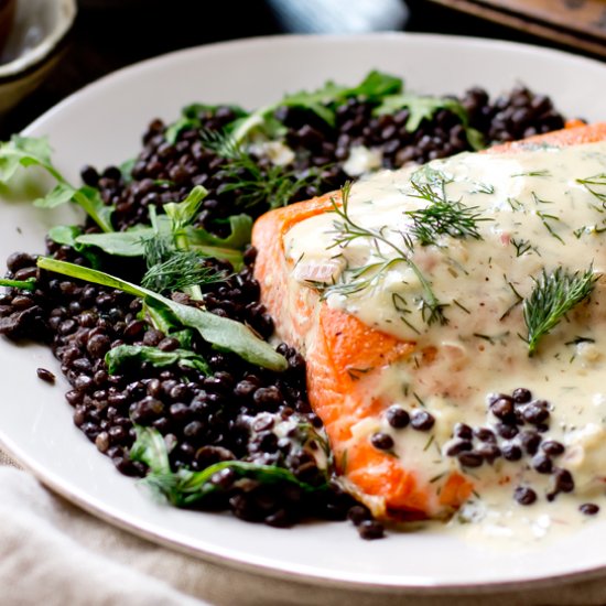 Salmon with Dill Sauce and Lentils