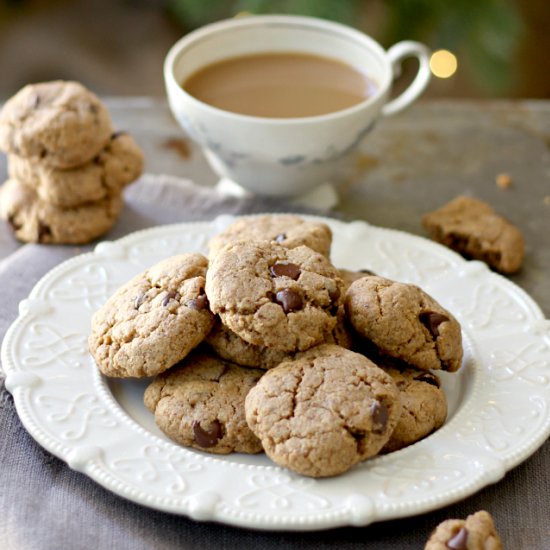 Perfect Paleo Chocolate Chip Cookie