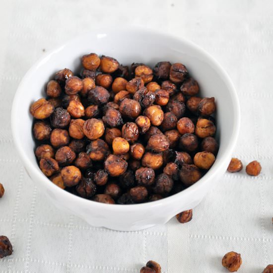 Gingerbread Roasted Chickpeas