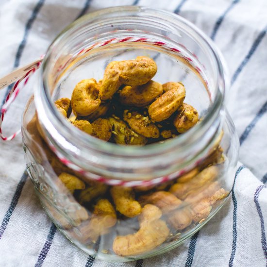 Sesame Curry Cashews