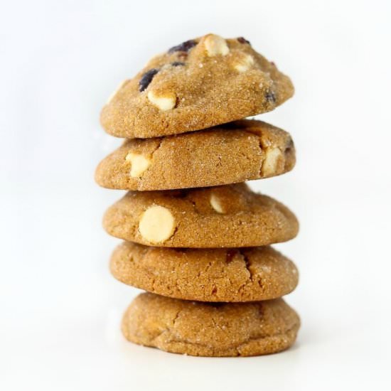 Gingersnap Cookies with Cranberries