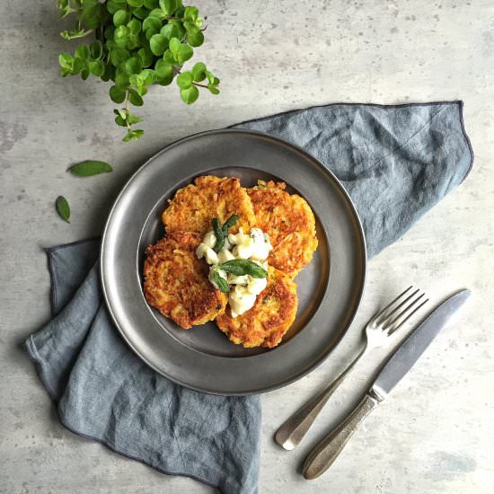 Quinoa, Butternut & Gorgonzola Burgers