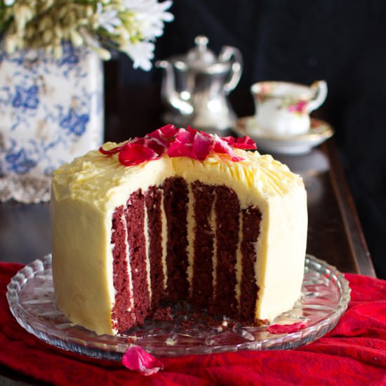 Vertical Layer Red Velvet Cake