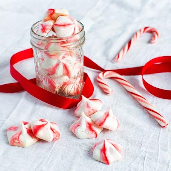 Swirly Peppermint Meringue Cookies