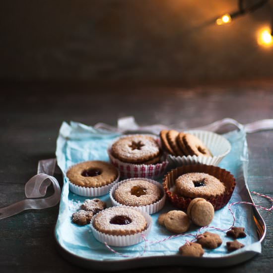 Eggless Linzer Cookies