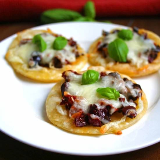 Cheesy Olive and Tomato Tartlets