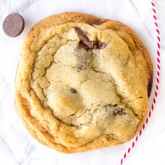 GIANT Chocolate Chip Cookies