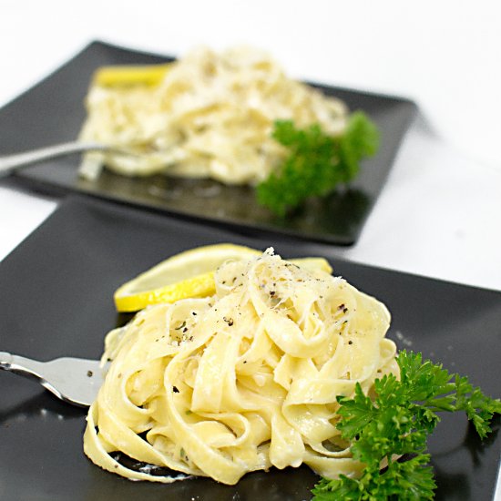 Fettuccine & Lemon-Prosecco Sauce