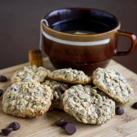 Chai Chocolate-Chip Oatmeal Cookies