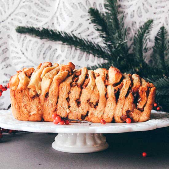 Apple Cardamom Pull Apart Bread