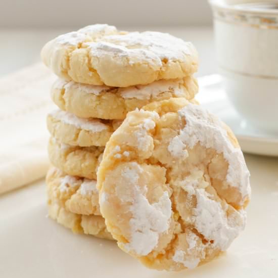 Soft and Chewy Lemon Cookies