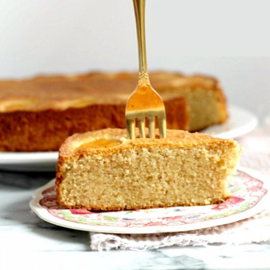 Almond Apricot Italian Cake