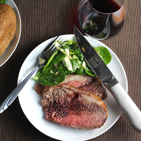 Strip Roast with Red Wine Sauce