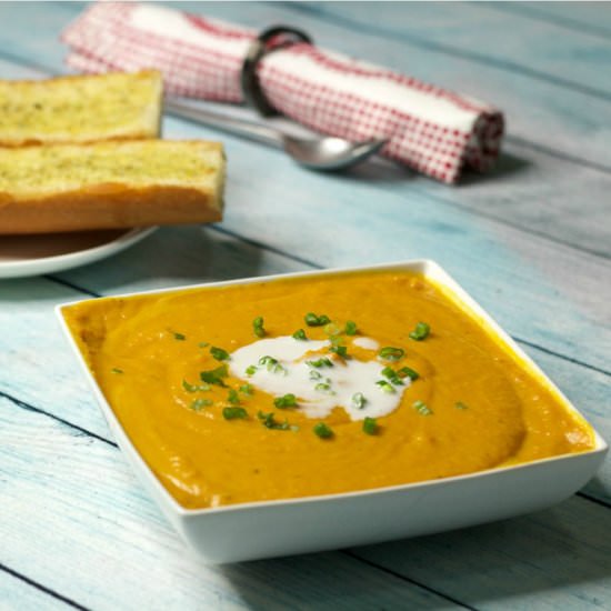 Roasted Butternut Green Curry Soup