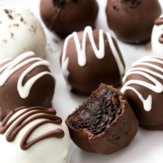 Easy Oreo Truffles