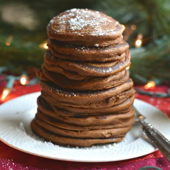 Skinny Gingerbread Pancakes