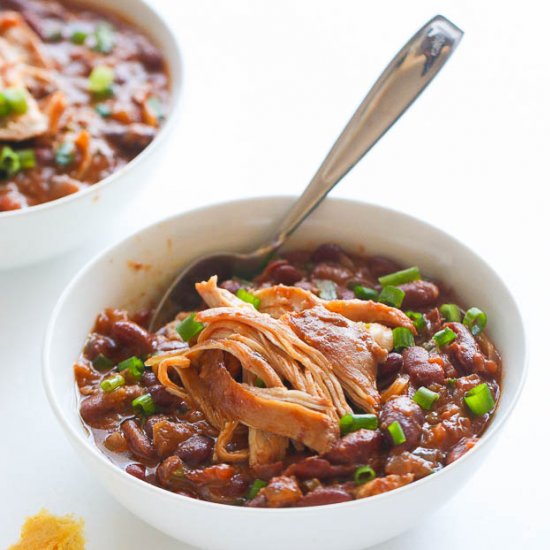 Slow Cooker Bean and Chicken Stew