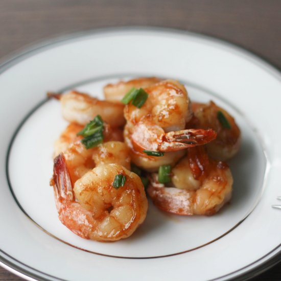 Pan-fried Garlic Prawns w/ Soy Sauce