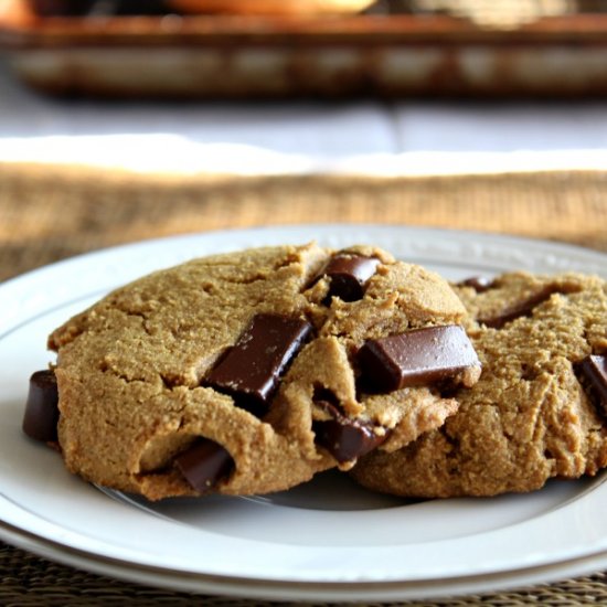 Soft Paleo Chocolate Chunk Cookies