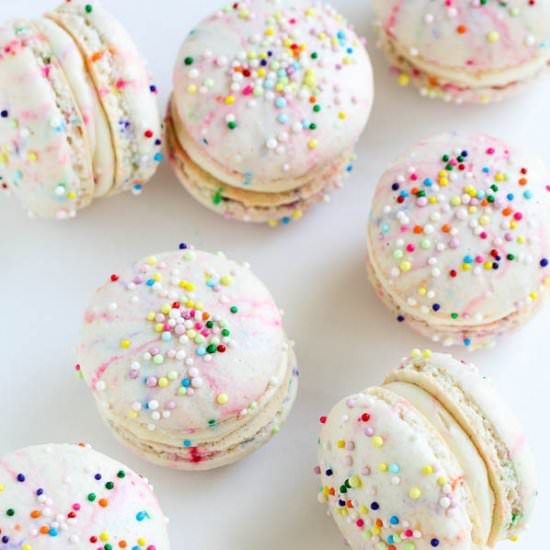 Funfetti Macarons