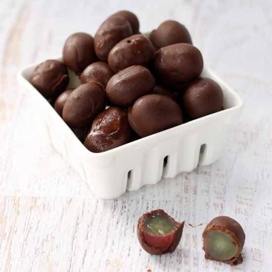 Chocolate-Covered Grapes