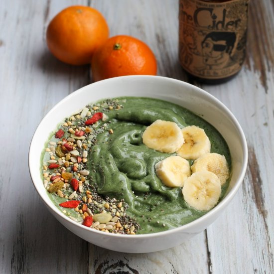 Vegan Detox Smoothie Bowl