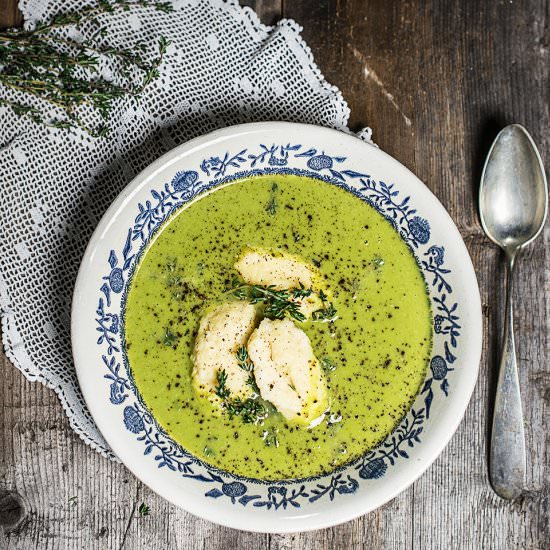 Pea Soup with Curd Dumplings