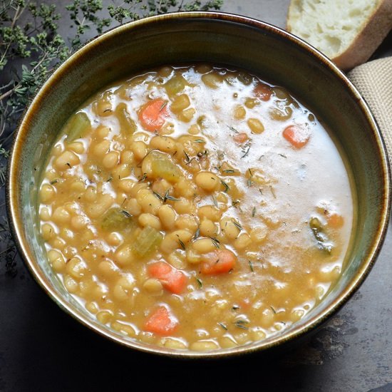 Easy White Bean Soup