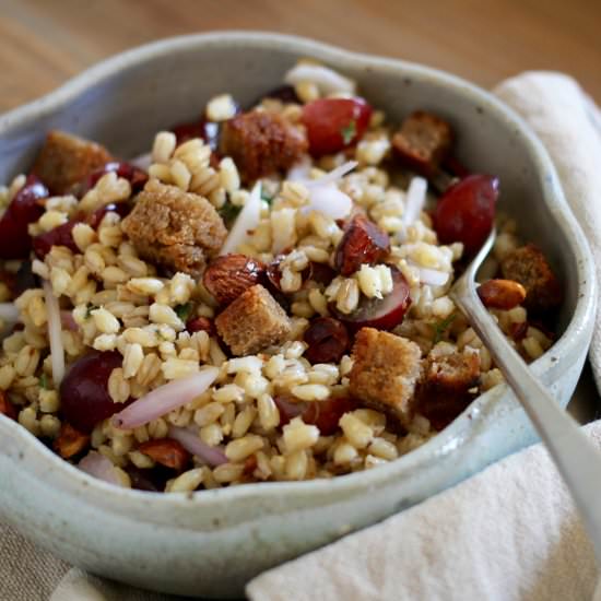 Lemony Barley with Grapes & Thyme