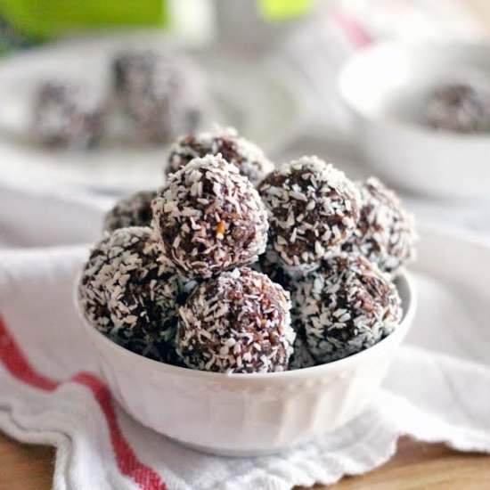 Chocolate Coconut Energy Balls