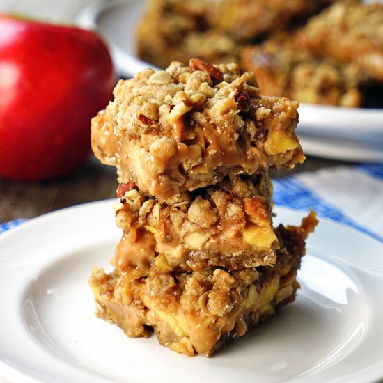 Cinnamon Apple Oatmeal Carmelitas