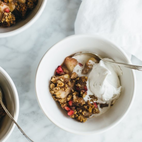 Pear Pomegranate Crumble