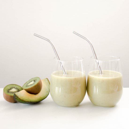 Apple and Avocado Smoothie