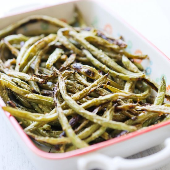 Oven-Roasted Parmesan Green Beans