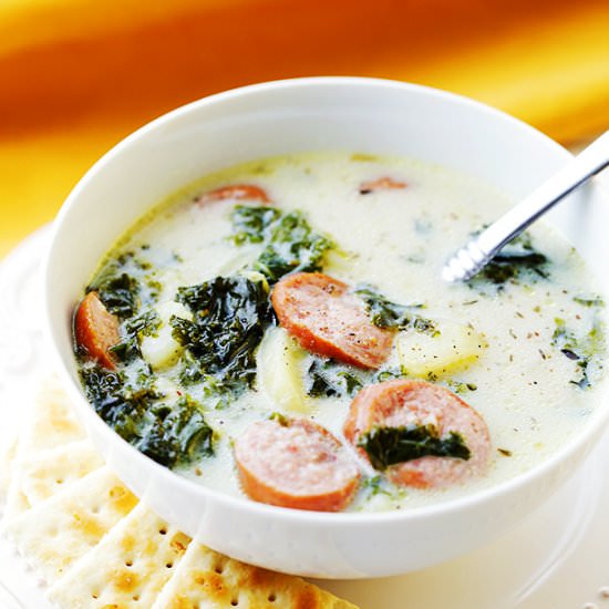 Smoked Sausage, Kale & Potato Soup