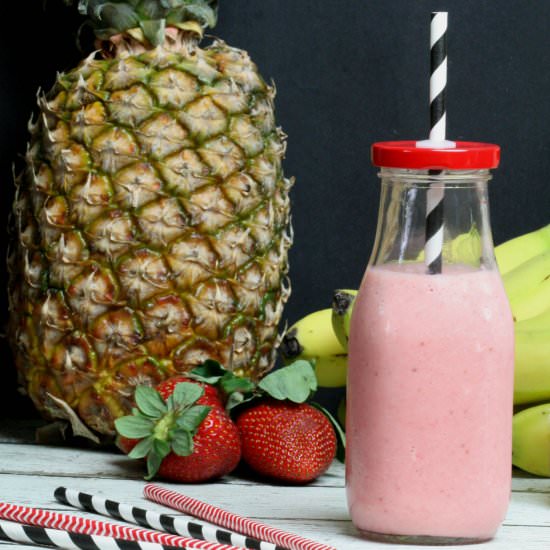 Strawberry and Pineapple Smoothie