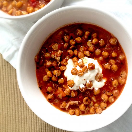 Spicy Garlic Chili with Chickpeas