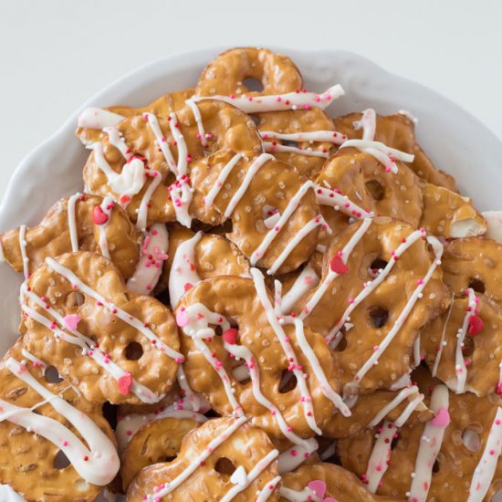 Valentine’s Pretzel Chips