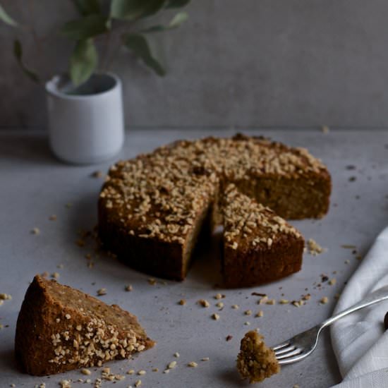 Apple Hazelnut Cake