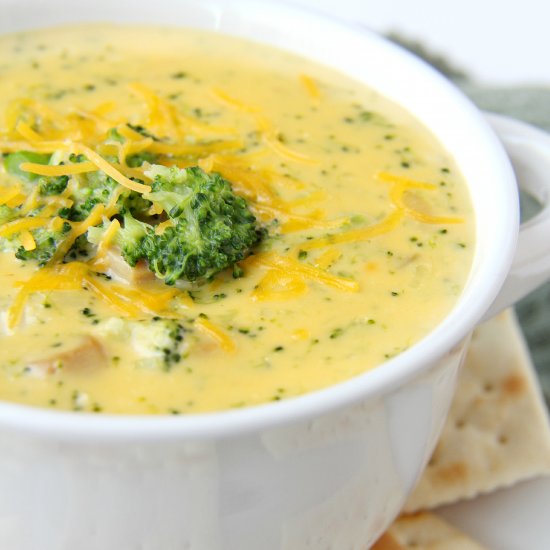 Cheesy Broccoli Soup