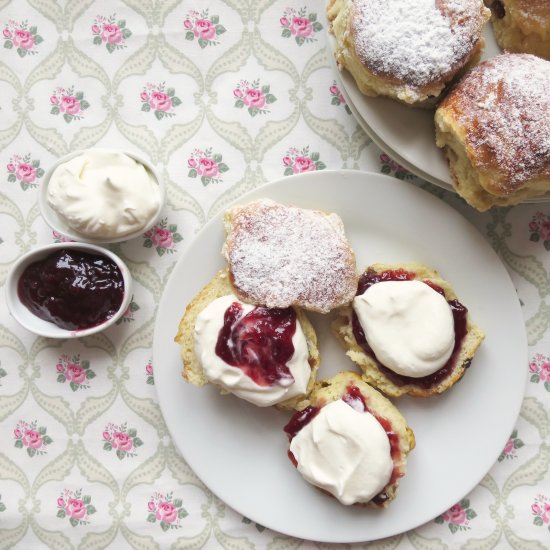 Lemonade Scones