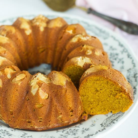 Pumpkin cake with masala spices