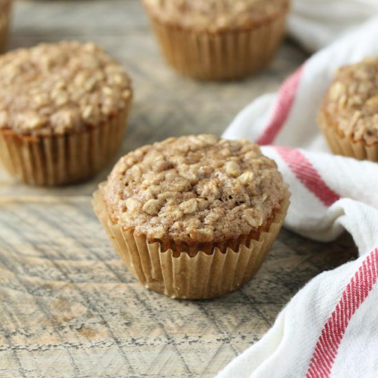 Applesauce Oat Muffins