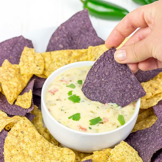 Classic Nacho Cheese Dip